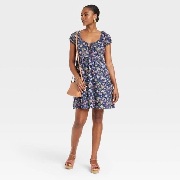 Universal Thread Women's Dress Medium Mini Short Sleeve Blue Floral Scoop New - Picture 3 of 12